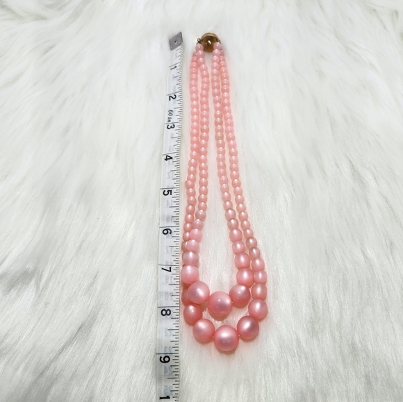 Sweet Vintage Doubled Strand Elegant Faux Pink Pearl Necklace - Picture 7 of 7